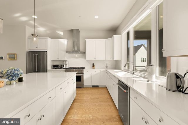 9775 SANVITALIA ST, Bethesda, MD 20817