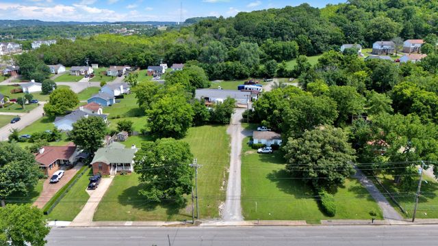 201 Hart Ln, Nashville, TN 37207