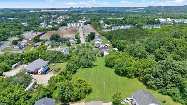 201 Hart Ln, Nashville, TN 37207