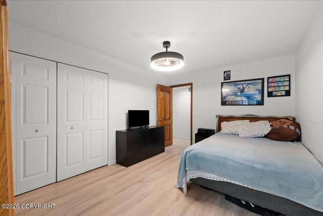 2261 Belmont Drive, Anchorage, AK 99517