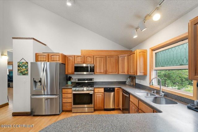 2261 Belmont Drive, Anchorage, AK 99517