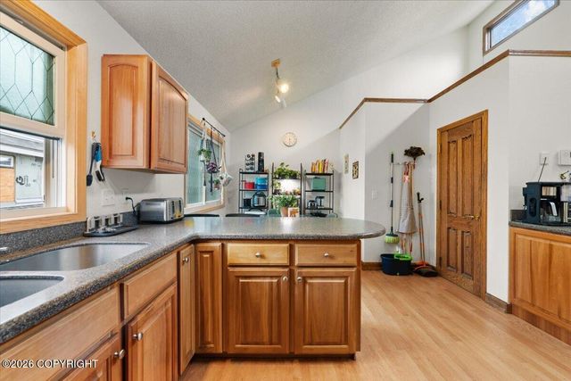 2261 Belmont Drive, Anchorage, AK 99517