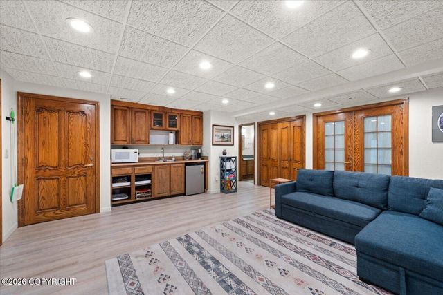 2261 Belmont Drive, Anchorage, AK 99517