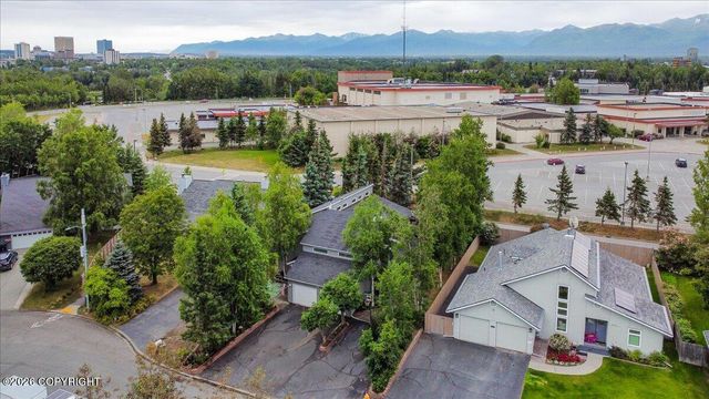 2261 Belmont Drive, Anchorage, AK 99517