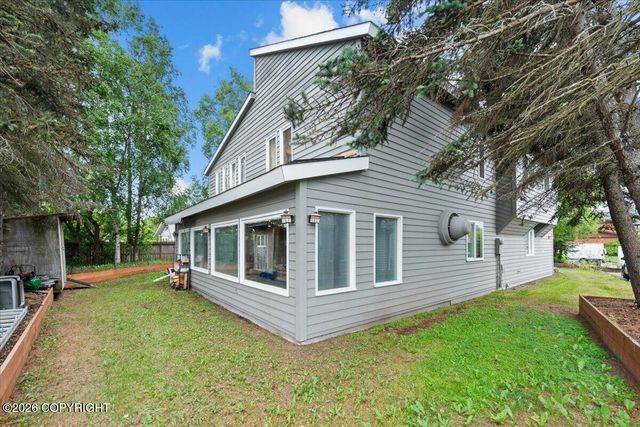 2261 Belmont Drive, Anchorage, AK 99517