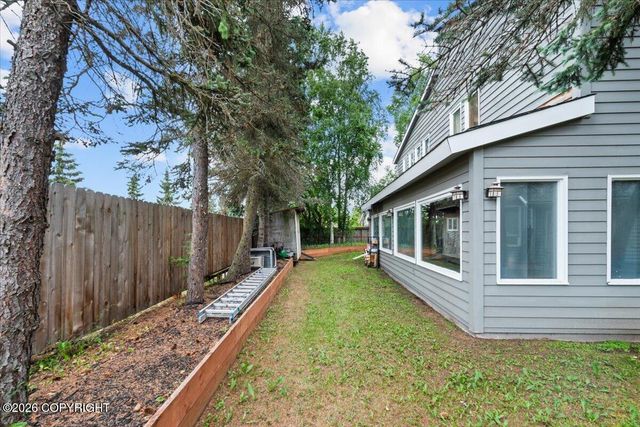 2261 Belmont Drive, Anchorage, AK 99517