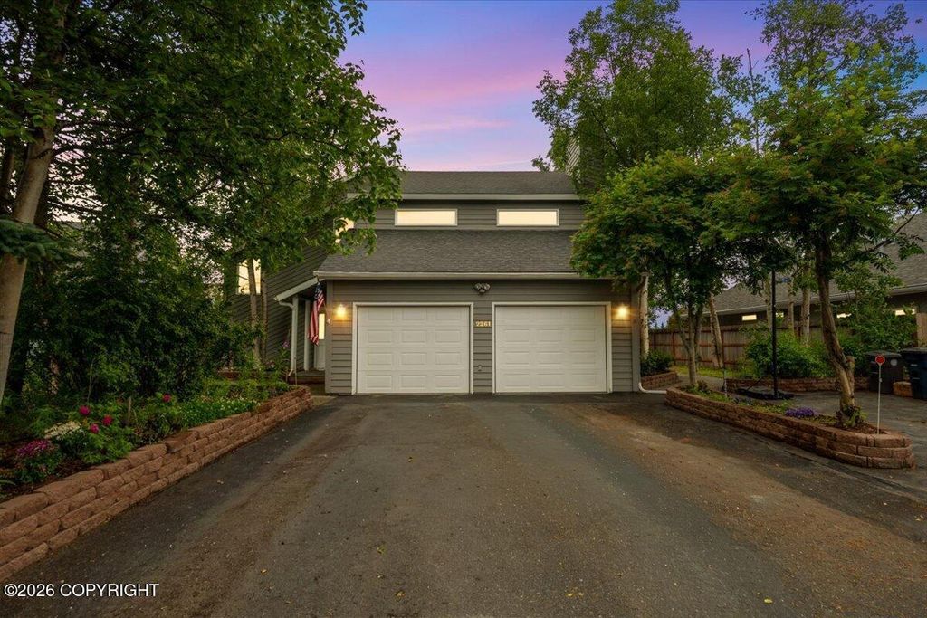 2261 Belmont Drive, Anchorage, AK 99517