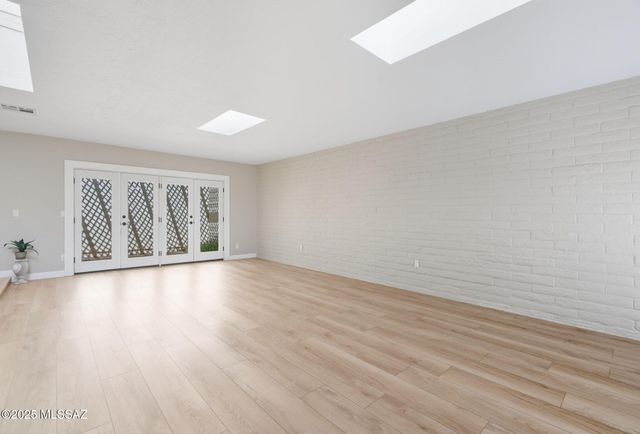 6605 E Vía Cavalier, Tucson, AZ 85715