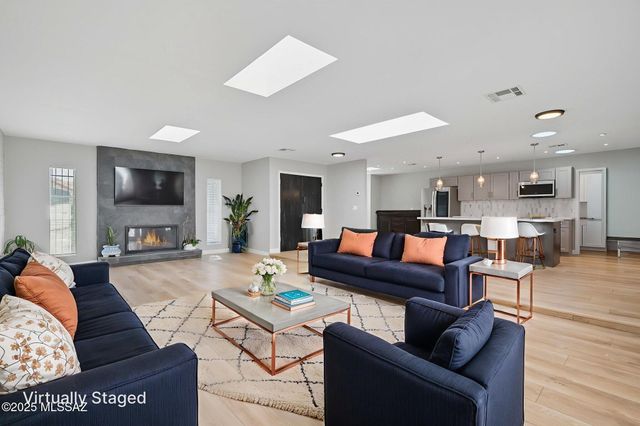 6605 E Vía Cavalier, Tucson, AZ 85715