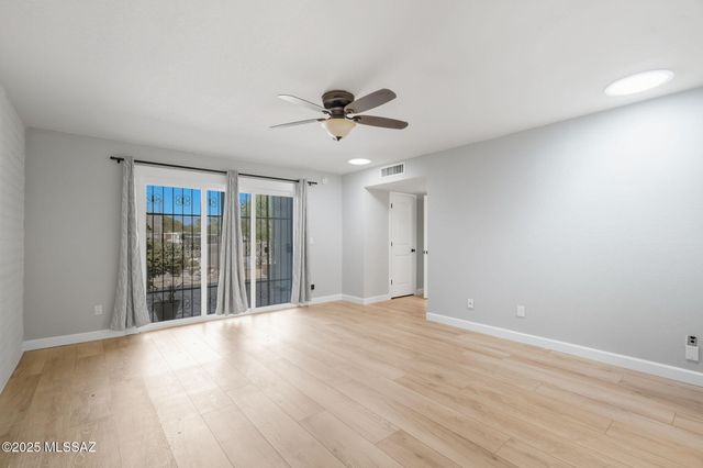 6605 E Vía Cavalier, Tucson, AZ 85715