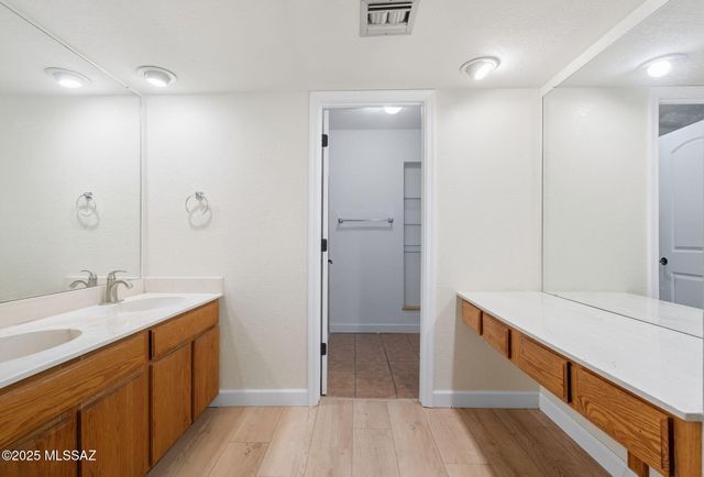 6605 E Vía Cavalier, Tucson, AZ 85715