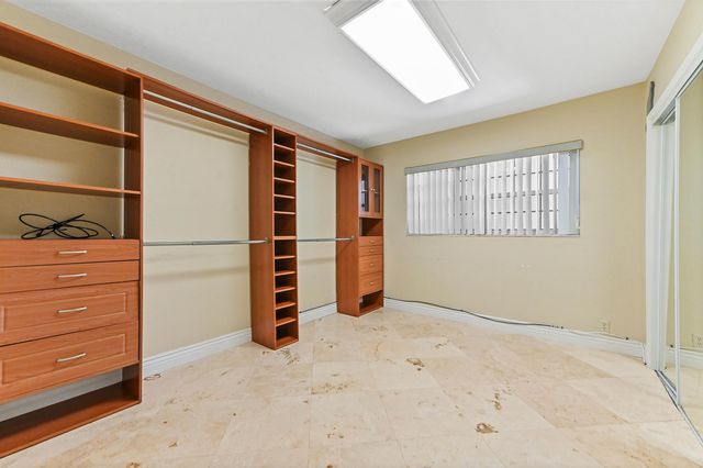 138 NE 29th Street, Wilton Manors, FL 33334