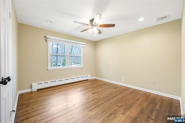 886 High Mountain Road, Franklin Lakes, NJ 07417