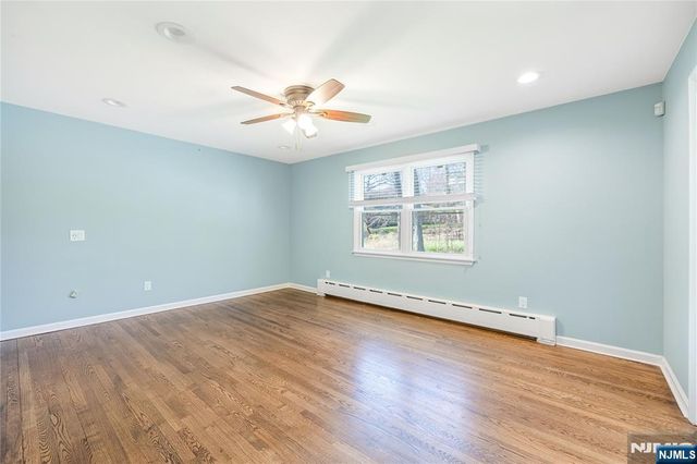 886 High Mountain Road, Franklin Lakes, NJ 07417