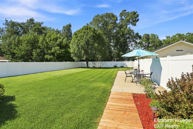 1134 Airport Road, Norton Shores, MI 49441