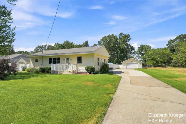 1134 Airport Road, Norton Shores, MI 49441