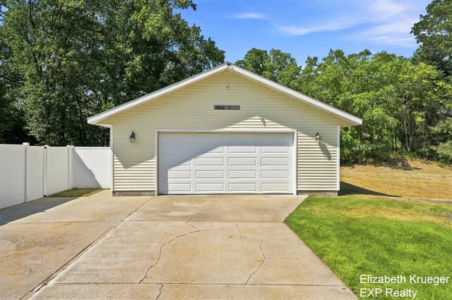 1134 Airport Road, Norton Shores, MI 49441