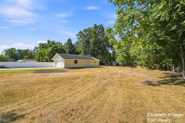 1134 Airport Road, Norton Shores, MI 49441
