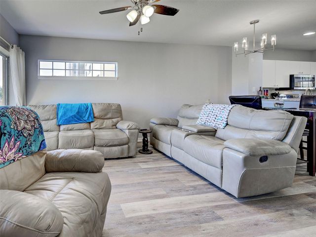 2180 HERON LAKE DRIVE 104, Punta Gorda, FL 33983