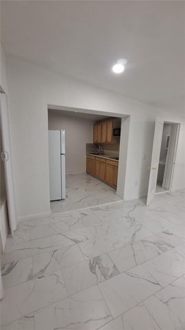 6017 N HALE AVENUE, Tampa, FL 33614