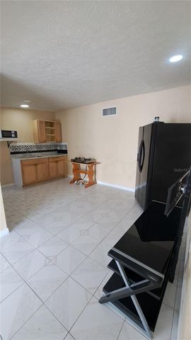 6017 N HALE AVENUE, Tampa, FL 33614