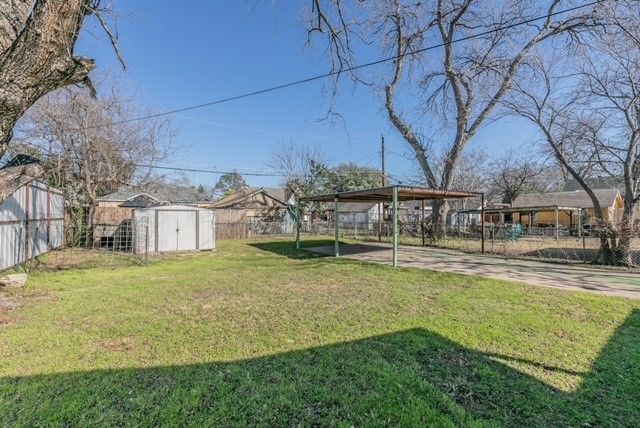 2617 Marigold Avenue, Fort Worth, TX 76111