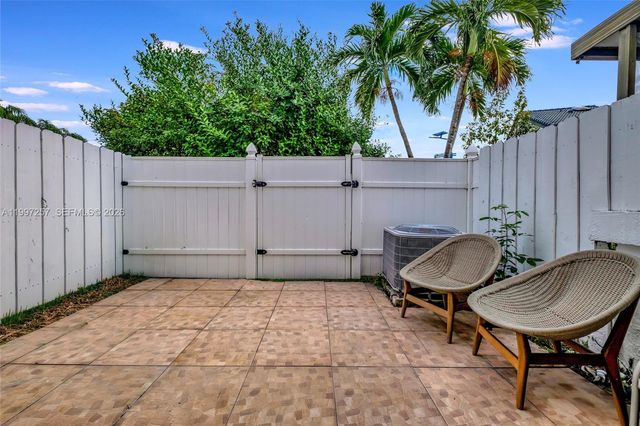 21300 San Simeon Way K2, Miami, FL 33179