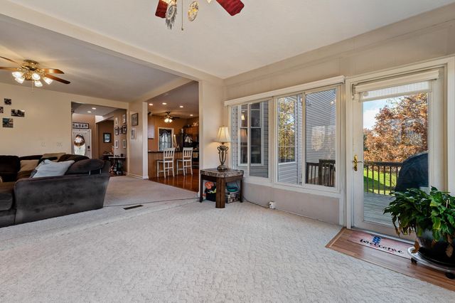 1048 Saint Ives Drive, Hurricane, WV 25526