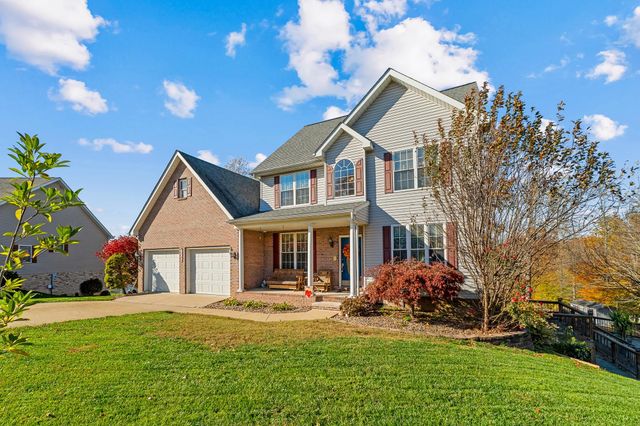 1048 Saint Ives Drive, Hurricane, WV 25526