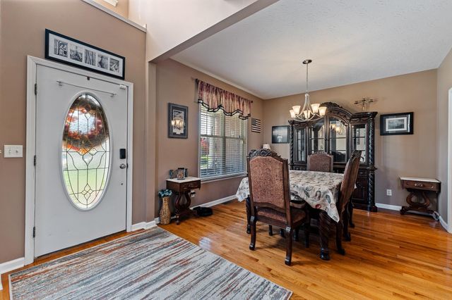 1048 Saint Ives Drive, Hurricane, WV 25526