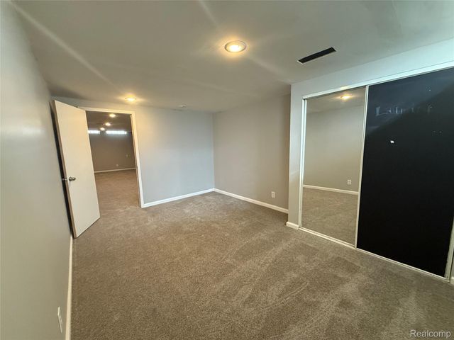 14099 Sunset Street, Livonia, MI 48154