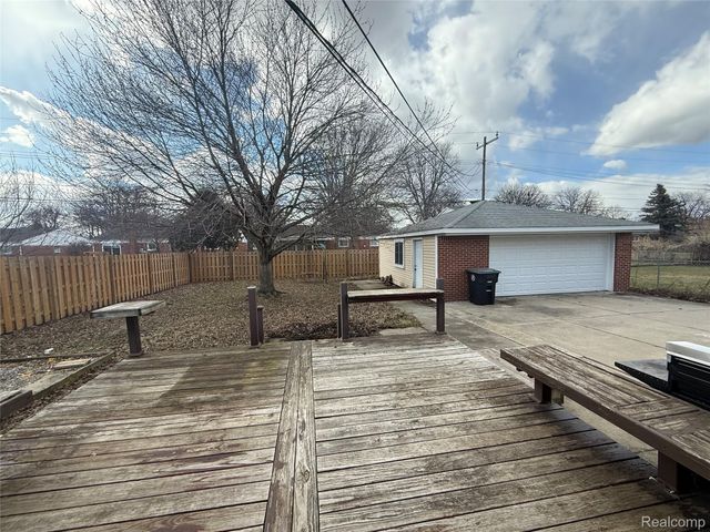 14099 Sunset Street, Livonia, MI 48154