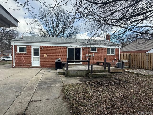 14099 Sunset Street, Livonia, MI 48154