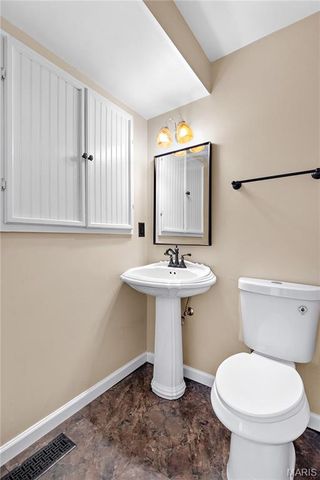 2150 Collier Drive, Florissant, MO 63031