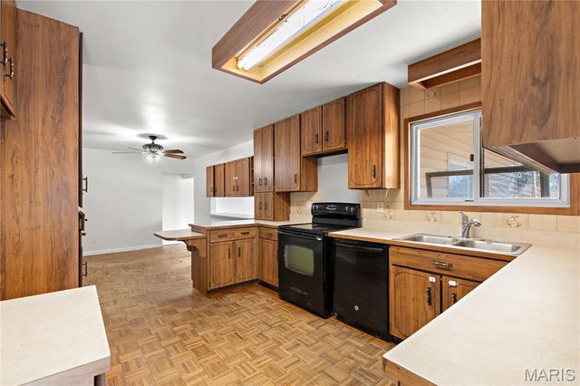 2150 Collier Drive, Florissant, MO 63031