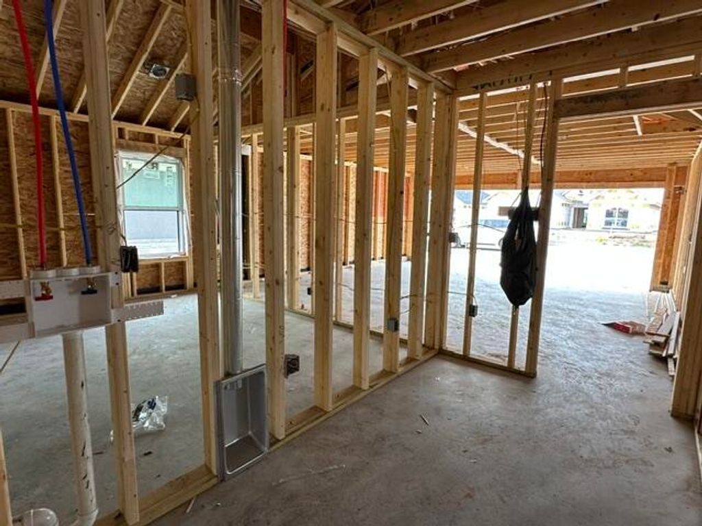 Image 5 of property listing at 3120 Maplewood Drive, San Angelo, TX 76904