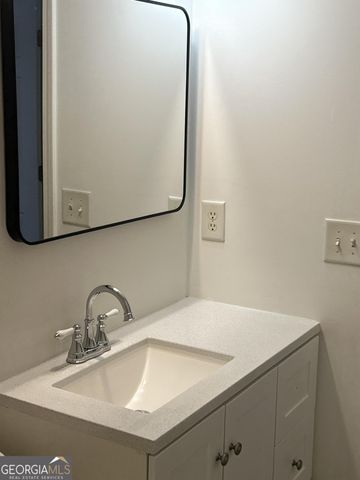 1598 Gardner Park Drive UN 52 BLD 9, Lawrenceville, GA 30043