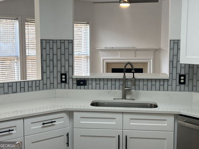 1598 Gardner Park Drive UN 52 BLD 9, Lawrenceville, GA 30043