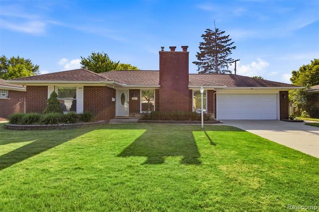26347 Woodworth Circle, Dearborn Heights, MI 48127