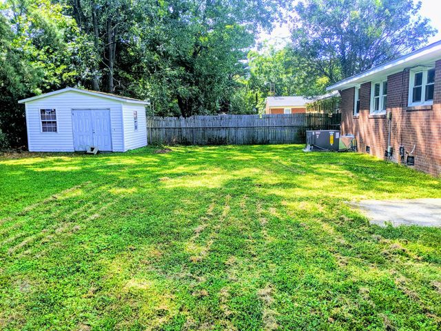 2614 Tryon Drive, Greenville, NC 27858