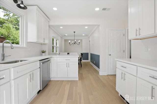 122 Fernhead Avenue, Spotswood, NJ 08884
