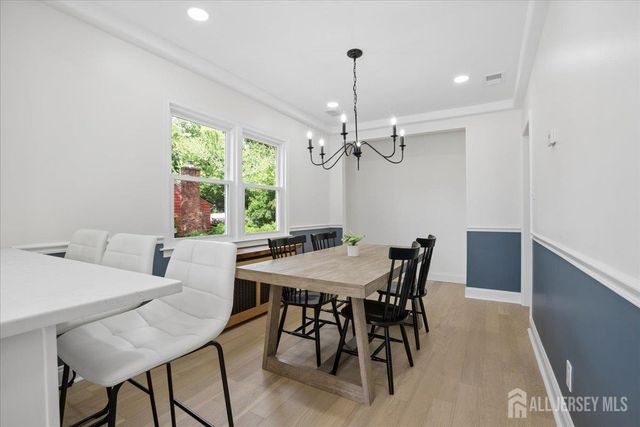122 Fernhead Avenue, Spotswood, NJ 08884