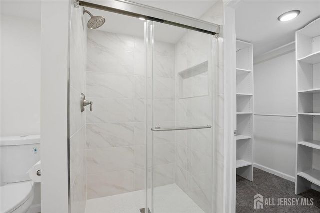 122 Fernhead Avenue, Spotswood, NJ 08884