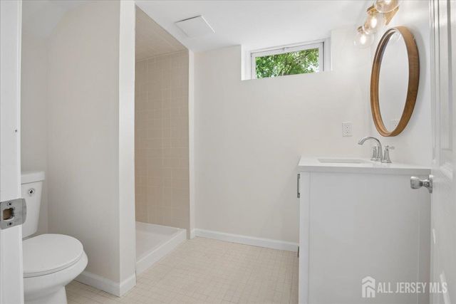 122 Fernhead Avenue, Spotswood, NJ 08884