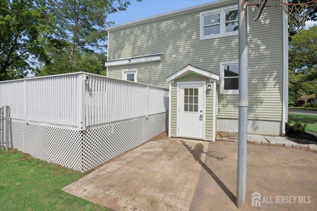 122 Fernhead Avenue, Spotswood, NJ 08884