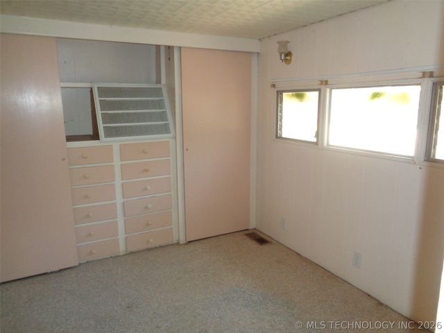 203 Oak Avenue, Stigler, OK 74462