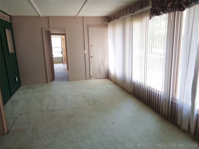 203 Oak Avenue, Stigler, OK 74462