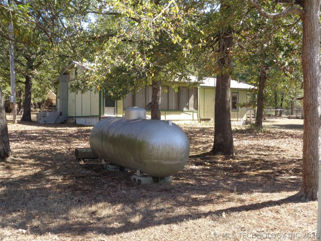 203 Oak Avenue, Stigler, OK 74462