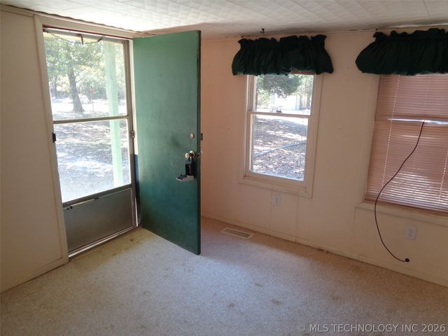 203 Oak Avenue, Stigler, OK 74462