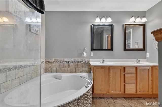 1838 Hackmann Hollow Drive, Wentzville, MO 63385